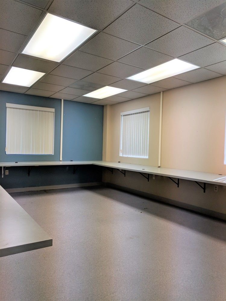 901 W Main St, El Paso, IL 61738